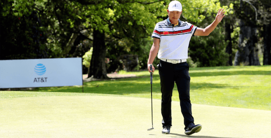 Going into the final round the lead belongs to Lin Yuxin (-8) <br>(AAC Photo)